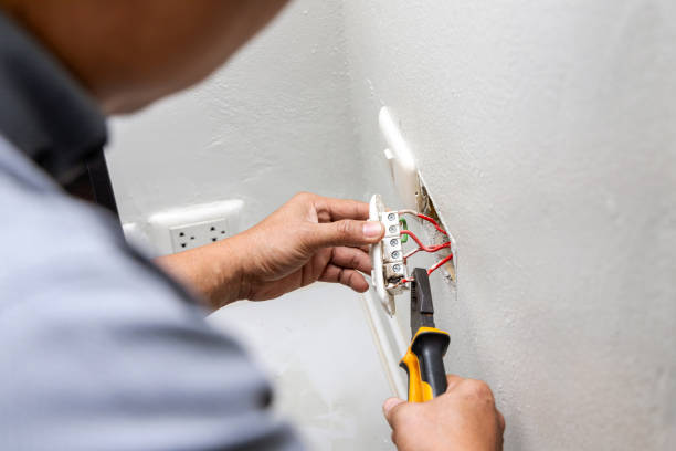 Best Electrician Near Me  in Brooklyn, IA